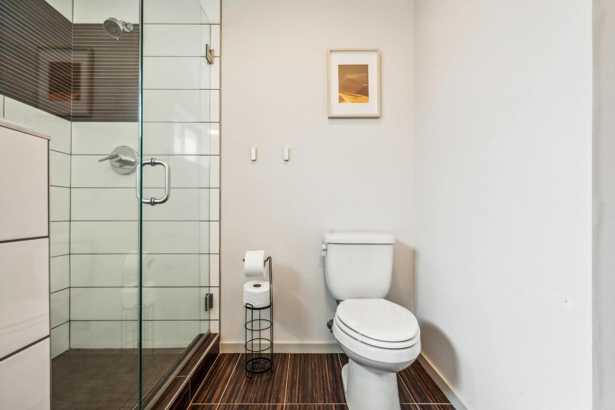 3-story With Private Balcony Сasa de vacaciones *