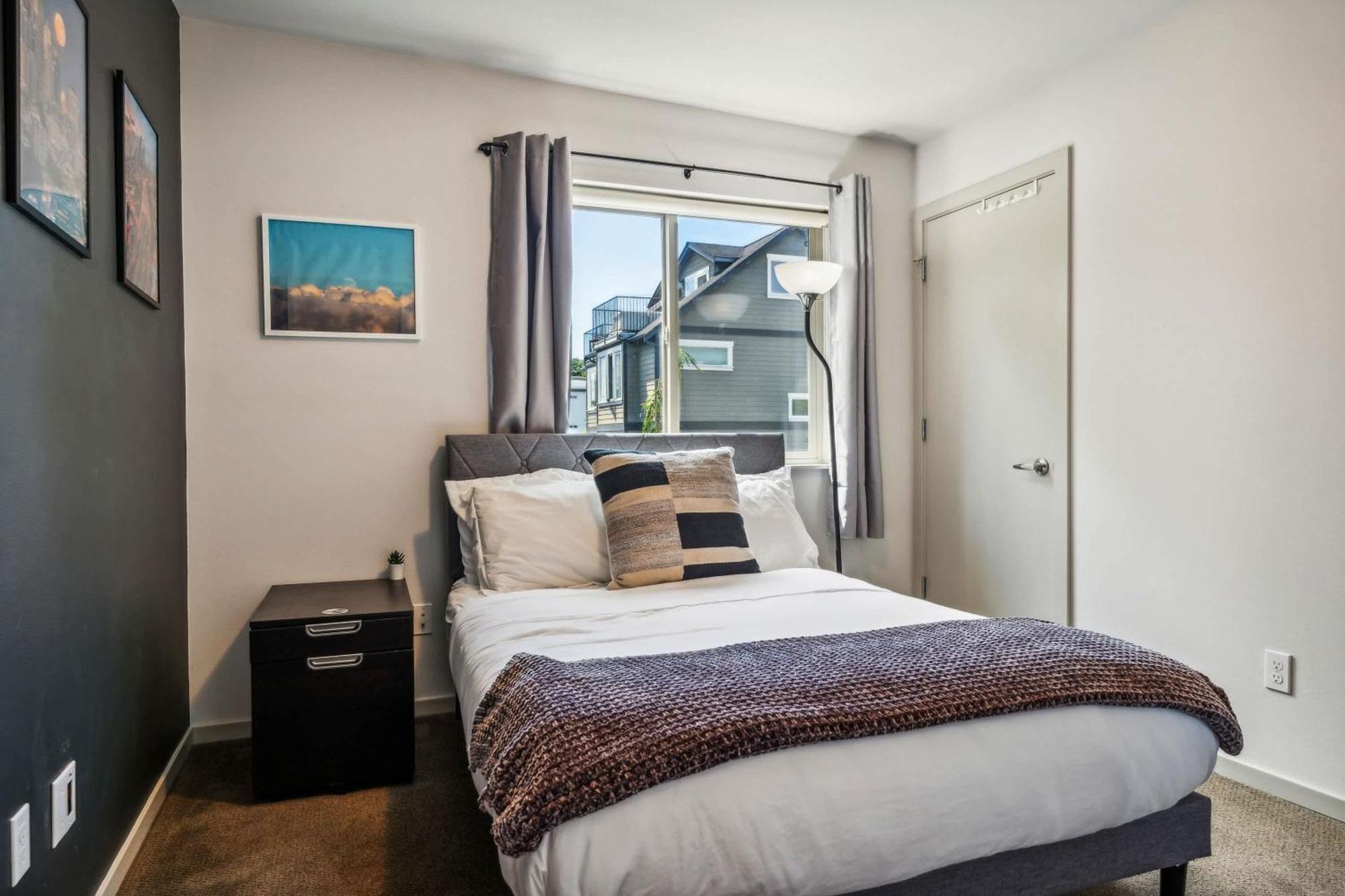 3-story With Private Balcony Сasa de vacaciones Seattle